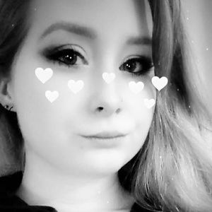 Meet your Posher, Katrina lark